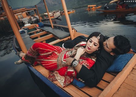 Couple on a shikara during a Dal Lake ride